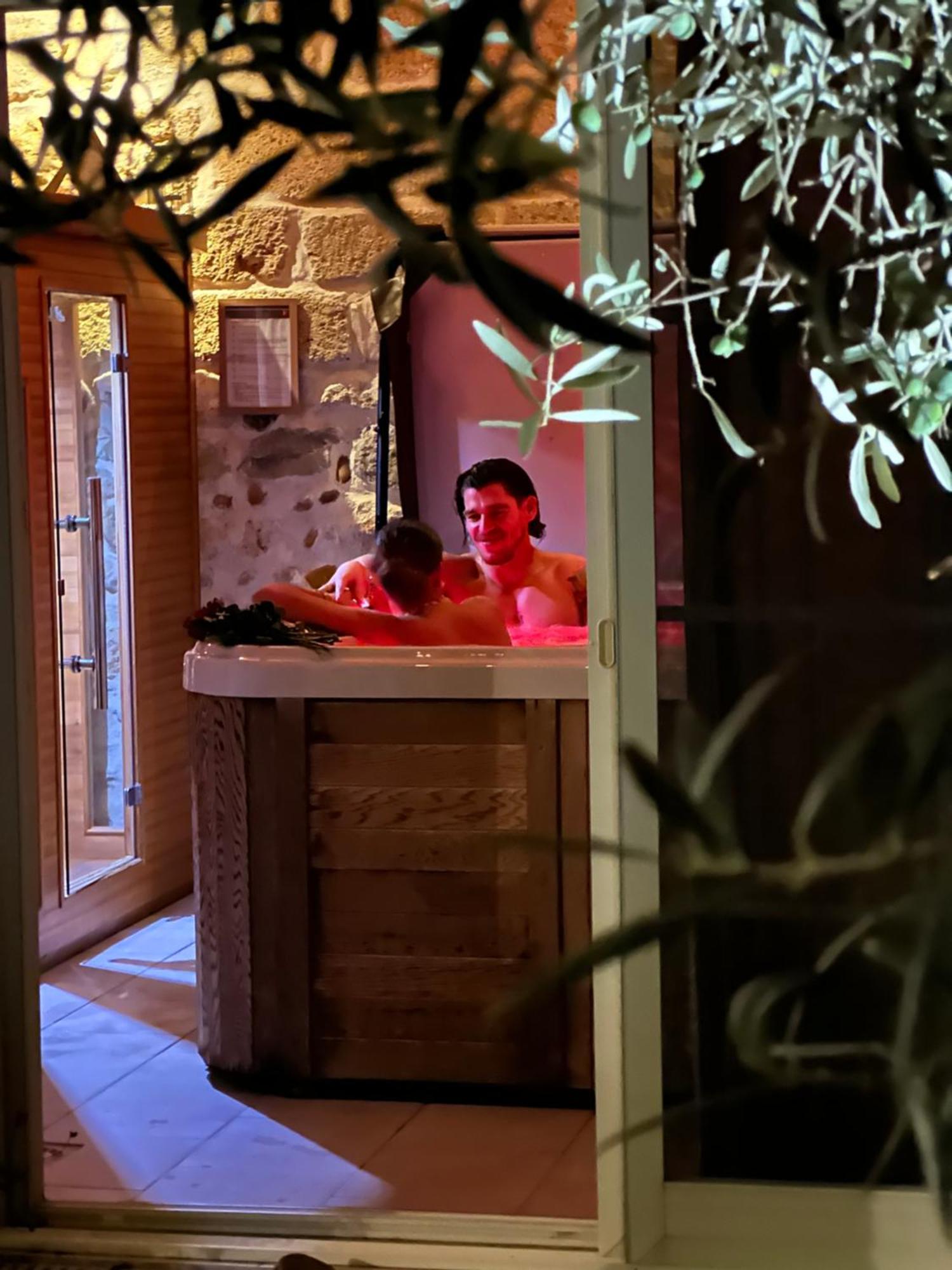 Le Clos De Camargue Gallician Εξωτερικό φωτογραφία
