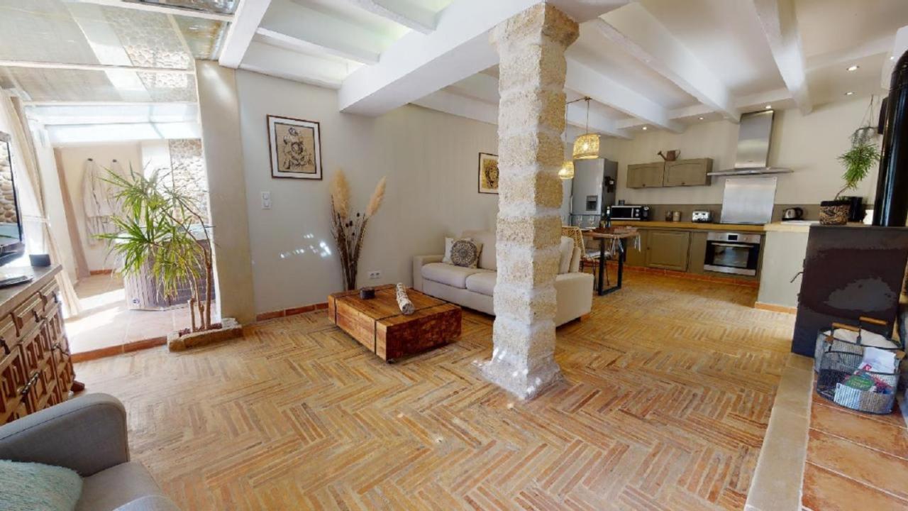 Le Clos De Camargue Gallician Εξωτερικό φωτογραφία
